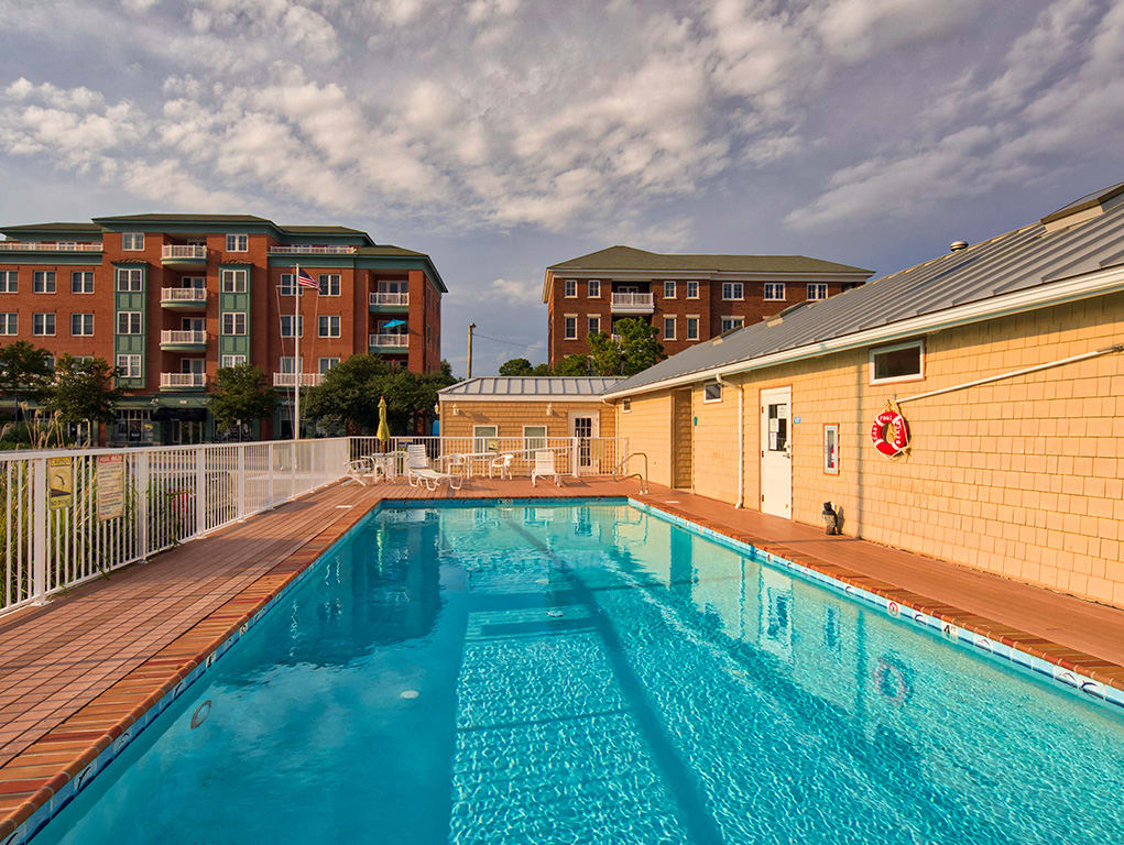 oasis apartments and yacht club norfolk va